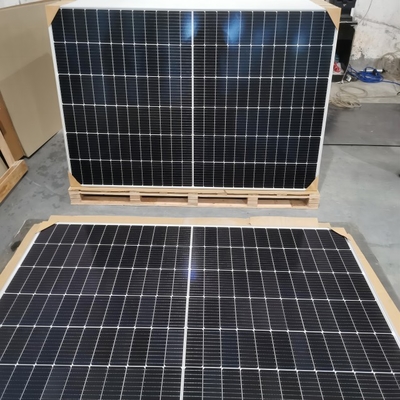 Αγορά 10bb μονο μισό ηλιακό πλαίσιο 545W 550W 560W κυττάρων για το εγχώριο ηλιακό σύστημα online manufacture